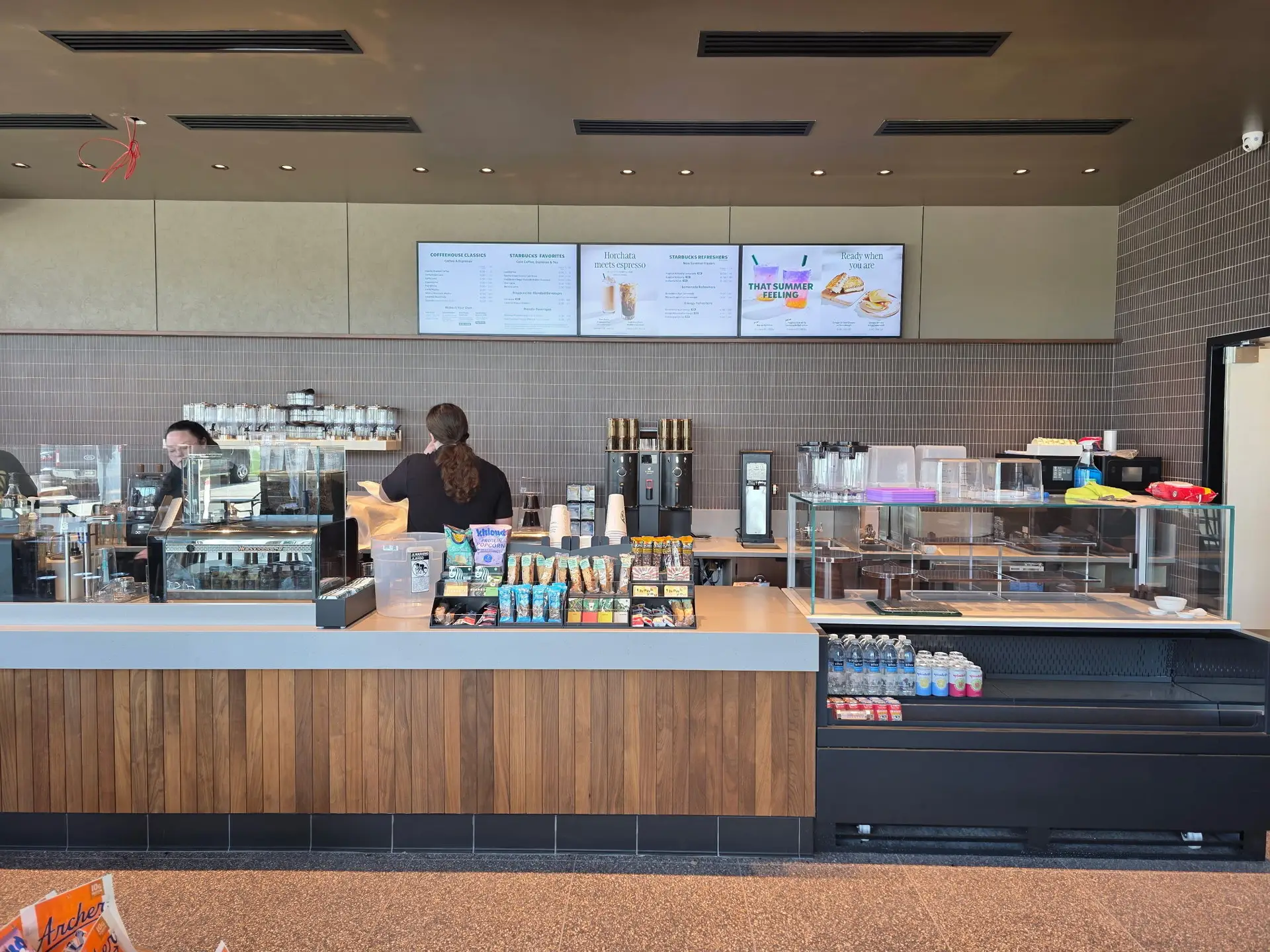 Gateway Of Bowie Starbucks